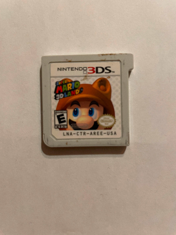 Nintendo 3DS Super Mario 3D Land Game in Nintendo DS in Oshawa / Durham Region