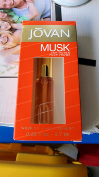 NEW BOX OF MUSK OIL