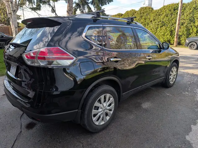 2016 Nissan Rogue in Cars & Trucks in Oakville / Halton Region - Image 5