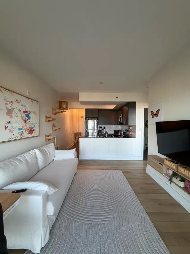 Condo In Grimsby in Long Term Rentals in Hamilton - Image 5