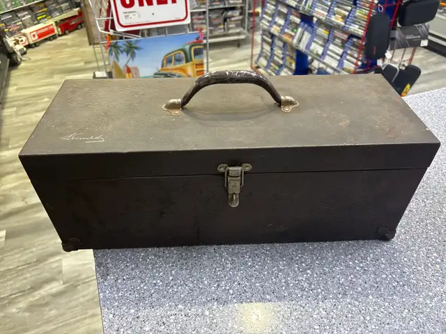 Kennedy S-19 Tool Box