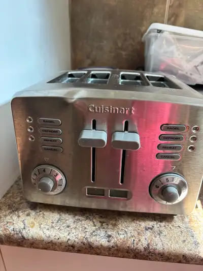 Toaster  4 sliced  Cuisinart, View more