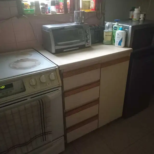 Room for Rent  Cheap Everything inclusive Heat, Hydro Water