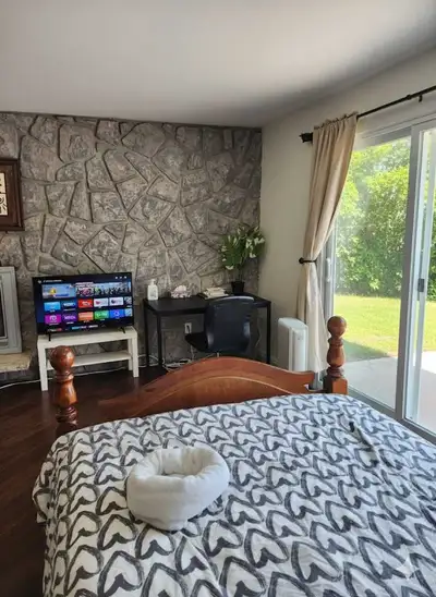 Furnished monthly rooms - No Credit Check , View more