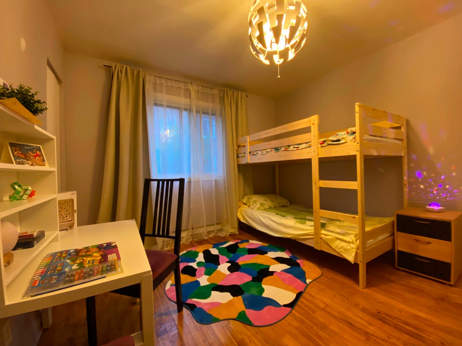 Furnished one-bedroom apartment, near Namur metro, Royalmount — photo 1