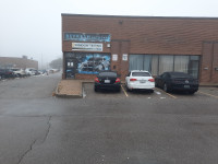 2 SERVICE BAYS AVAILABLE FOR RENT IN BRAMPTON