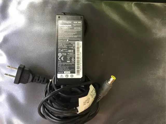 Lenovo 65W 20V AC Adapter in Laptop Accessories in Oakville / Halton Region - Image 2