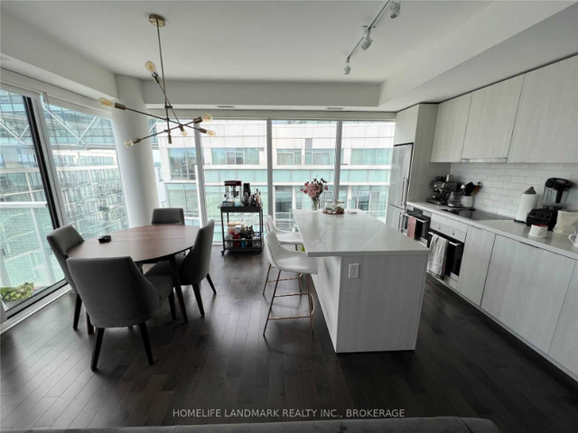 Harbourfront Pier 27 Condo. Corner Unit - 950sq feet - Lakeview in Long Term Rentals in City of Toronto - Image 4