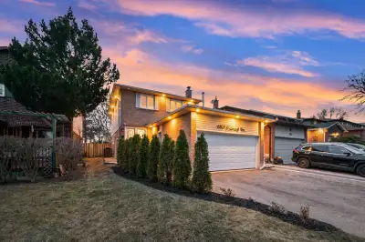 House for Rent Basement not included • 3 Bedrooms • 3 Washrooms • 1 Big Living Room + 1 Small Living...