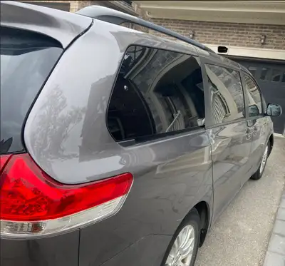 2012 Toyota Sienna 5dr V6 XLE 8-Pass Captian Seat FWD - Leather Seats - US Vehicle - 104,000 Miles A...