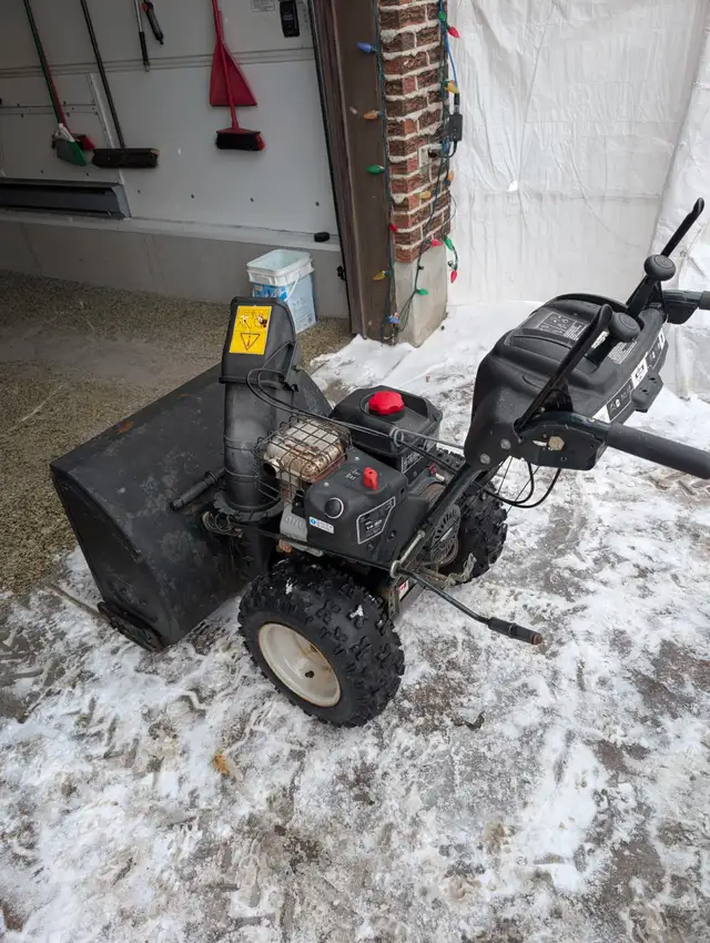 Souffleuse à neige in Snowblowers in Laval / North Shore - Image 2