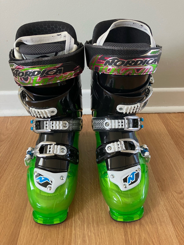 PERFECT Condition Nordica ski boots  in Ski in Kingston - Image 2