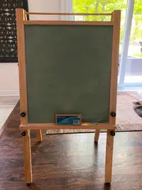 Chalk board/White board