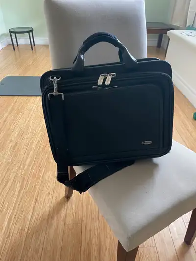 Targus laptop case , View more