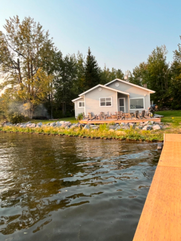 Lakefront Cottage-Wabamun Lake-South Shore in Houses for Sale in St. Albert