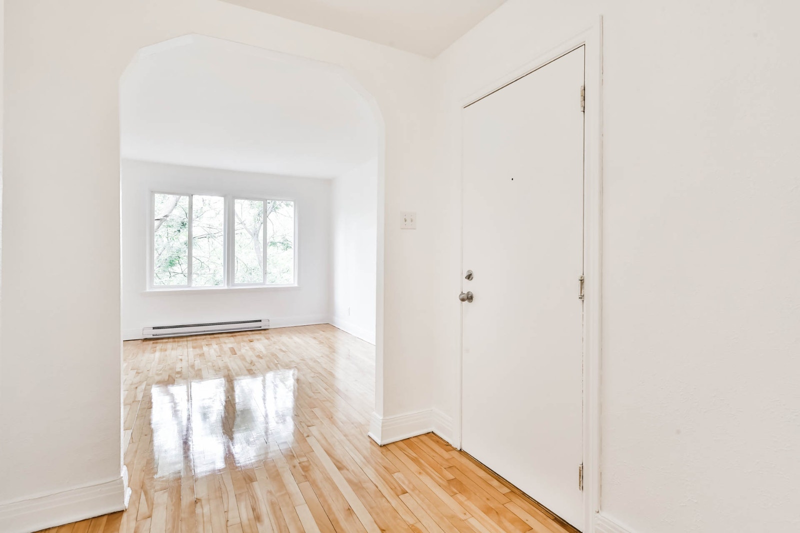 3860 Avenue Linton — photo 1