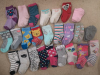 25 Pairs of Baby Socks - Shoe Size 3-5
