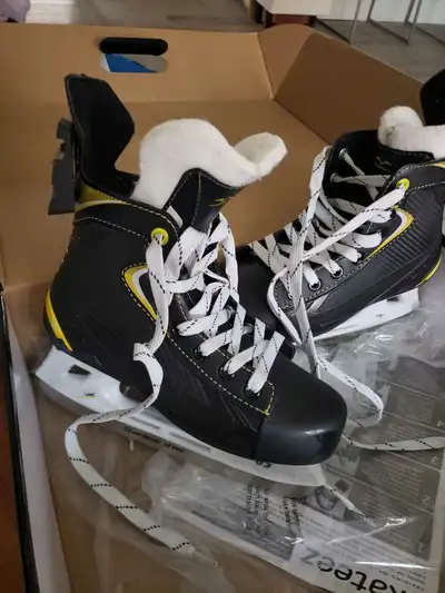 Hockey skates Vic HX03, View more