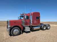 2008 Peterbilt 388 T/A Sleeper Truck Tractor