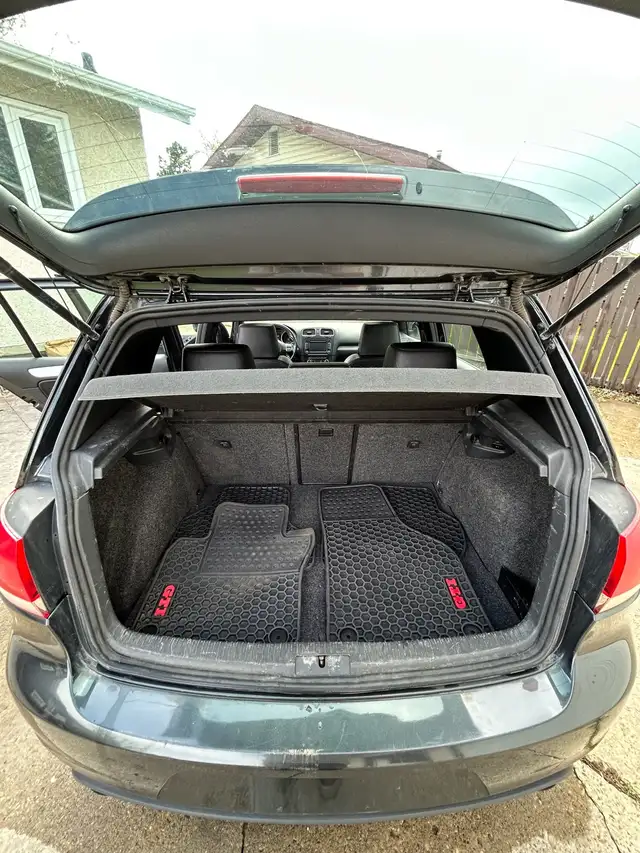 2013 Volkswagen Golf GTI (Mechanic Special) in Cars & Trucks in Strathcona County - Image 8