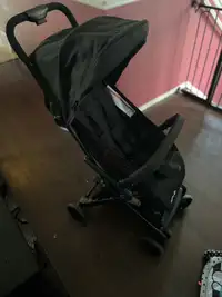 Safety first compact stroller 