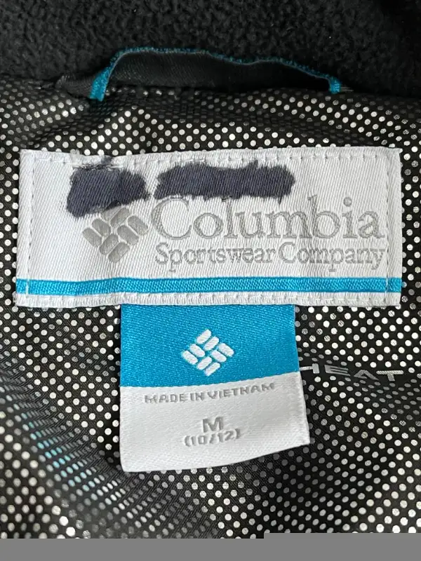 Girls Columbia Winter Jacket Size Med (10-12) in Kids & Youth in Medicine Hat - Image 5