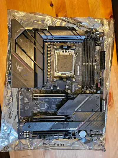Asus ROG B650E-E - Read Description , View more