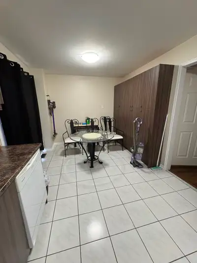 3 Rooms Available for Students in Pickering – $1,000/$1100 month (All-Inclusive & Cleaning Included)...