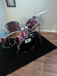 5-piece Drum kit with cymbals and mutes