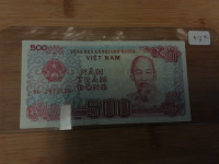 1988 Vietnam 500   Nam Tram Dong Banknote