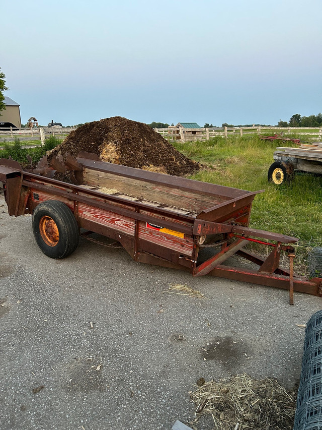 schultz spreadmaster Manure Spreader Farming Equipment Kitchener