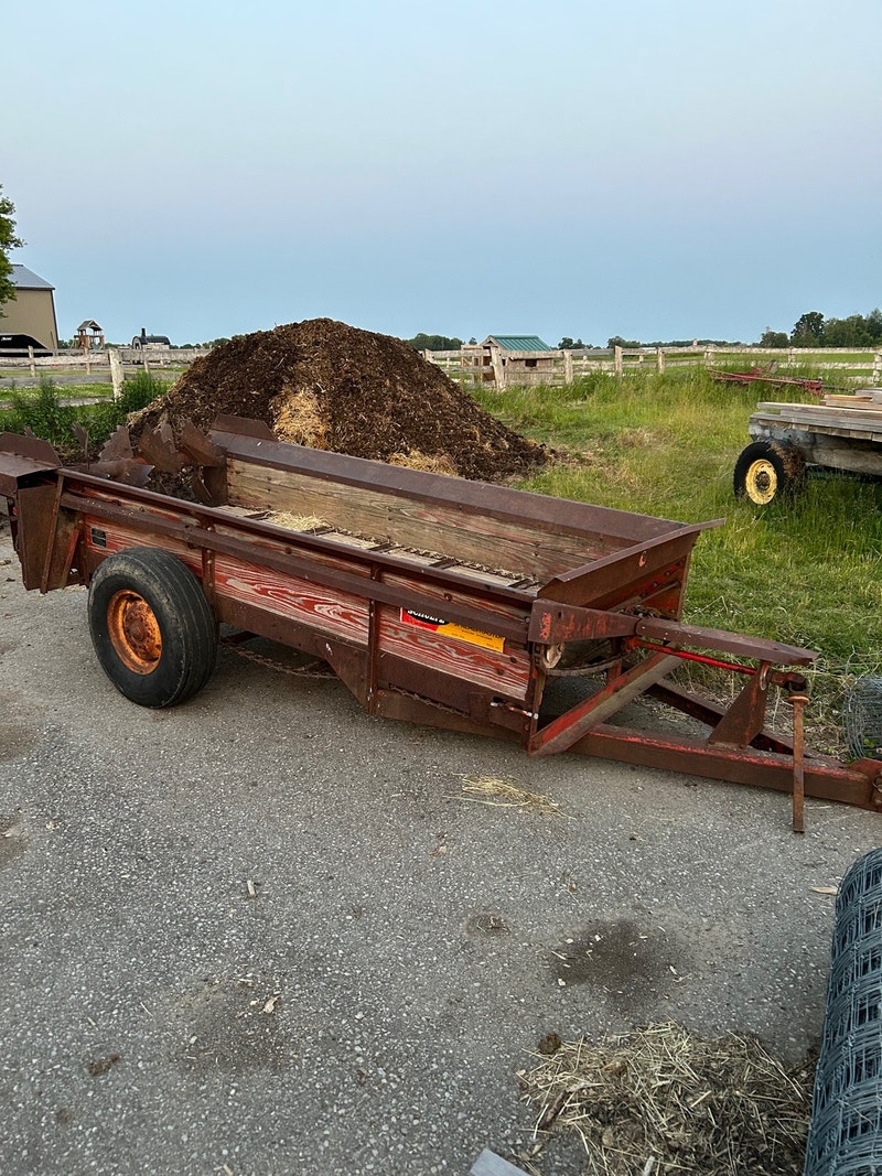 schultz spreadmaster Manure Spreader Farming Equipment Kitchener