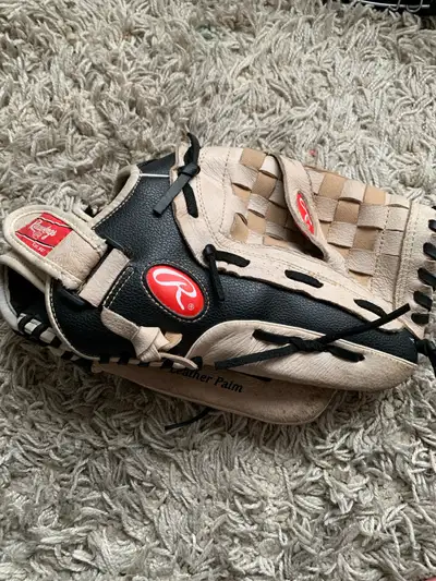 Rawlings Baseball Glove, View more