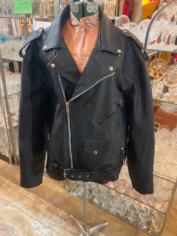 Perfecto manteau cuir moto motard homme grandeur XXX large dans Hommes  à Ville de Montréal