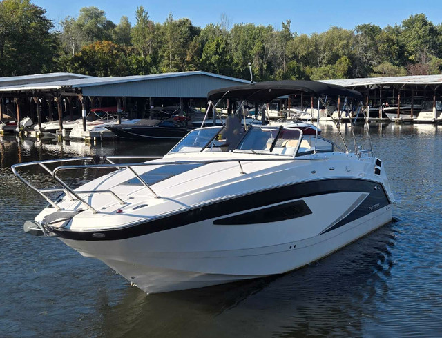 2016 Glastron 259GS in Powerboats & Motorboats in Markham / York Region - Image 2