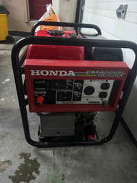 Honda Em3000C Generator - Runs and starts Excellent !