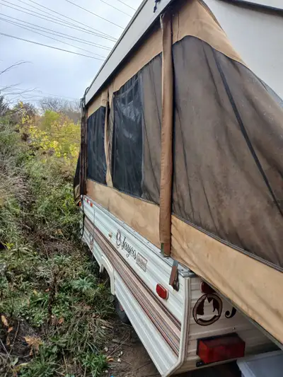CAMPER FOR SALE AS IS . PLEASE CALL ZACK BELOW NUMBER. SIX...FOUR...SEVEN...EIGHT...SEVEN...EIGHT......