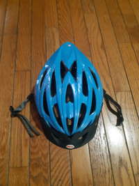 BELL SPORT BICYCLE HELMET 4 YOUNG ADULTS SOLID SHAPE $10 FIRM!