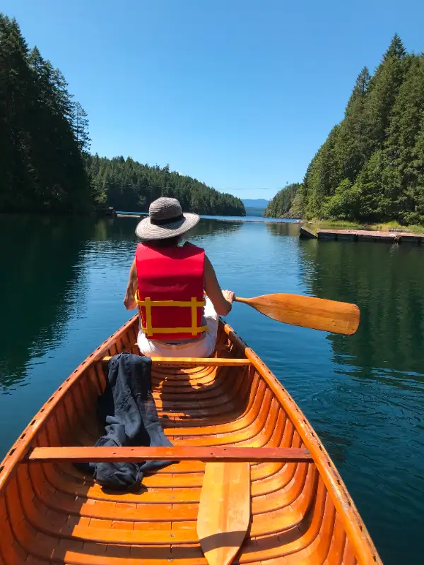 1974 Tremblay Huron 16’ Canoe in Canoes, Kayaks & Paddles in Comox / Courtenay / Cumberland - Image 11