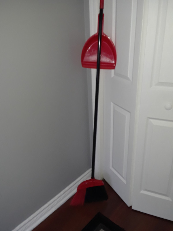 BROOM AND DUST PAN in Other in Saint John - Image 2