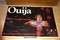 Ouija Board Contact Spirits Halloween Fun