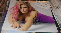 Natalya Neidhart WWE signed 8x10 pictures / Photos 8x10' signées