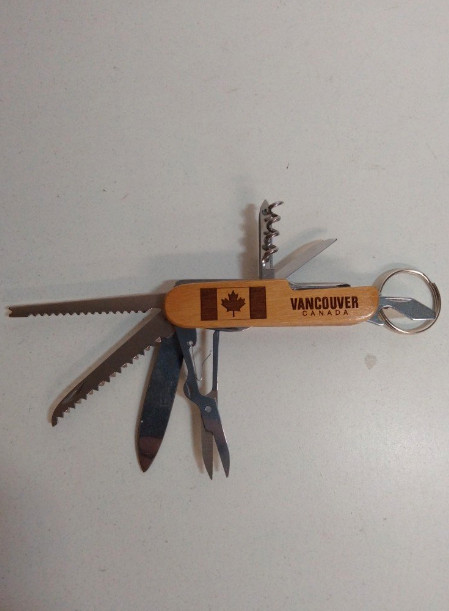 JUAN - WOODEN ARMY UTILITY KNIFE KEYCHAIN- BRAND NEW in Other in Markham / York Region - Image 2