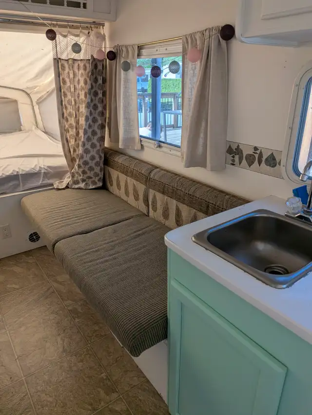 Travel/ Camping Trailer - 2008 Trail-Lite Bantam Flyer 18' in Travel Trailers & Campers in Delta/Surrey/Langley - Image 9