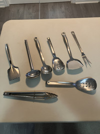 8 pieces Stainless steel Cutlery --8 pièces ustensiles, coutelle