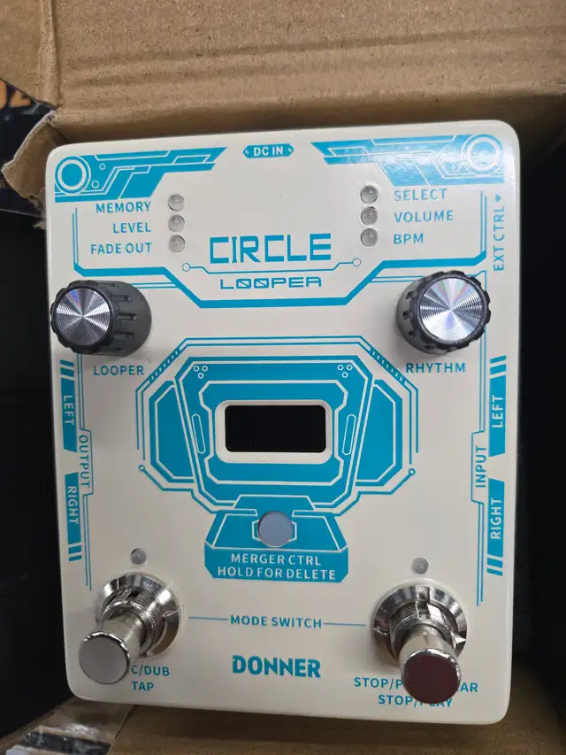 Donner 2 In 1 Looper Drum Machine - Circle Looper Pedal in Amps & Pedals in City of Toronto - Image 3