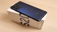 Samsung Galaxy S20FE 5G (MINT Condiiton)