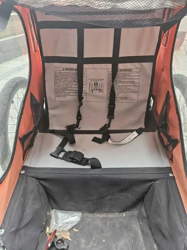 Bike trailer/Jogger  in Kids in Barrie - Image 3