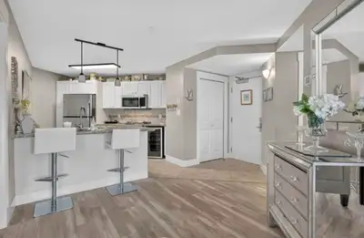 Relocating to West Kelowna or in between homes during renovations The Cove Resort is your answer! 2...