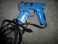 PlayStation 2 Mad Cat Blaster Light Gun Blue RARE